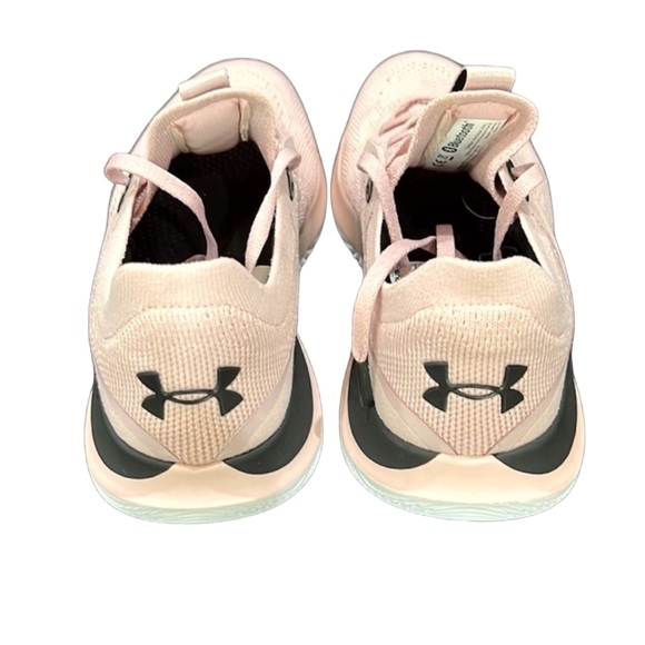 *SOLD!!* Under Armour Flow women’s light pink running athletic shoe - Picture 4 of 10